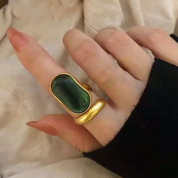The Emerald Queen Ring in yellow gold plated 925 silver adjustable - Picture 5 of 11